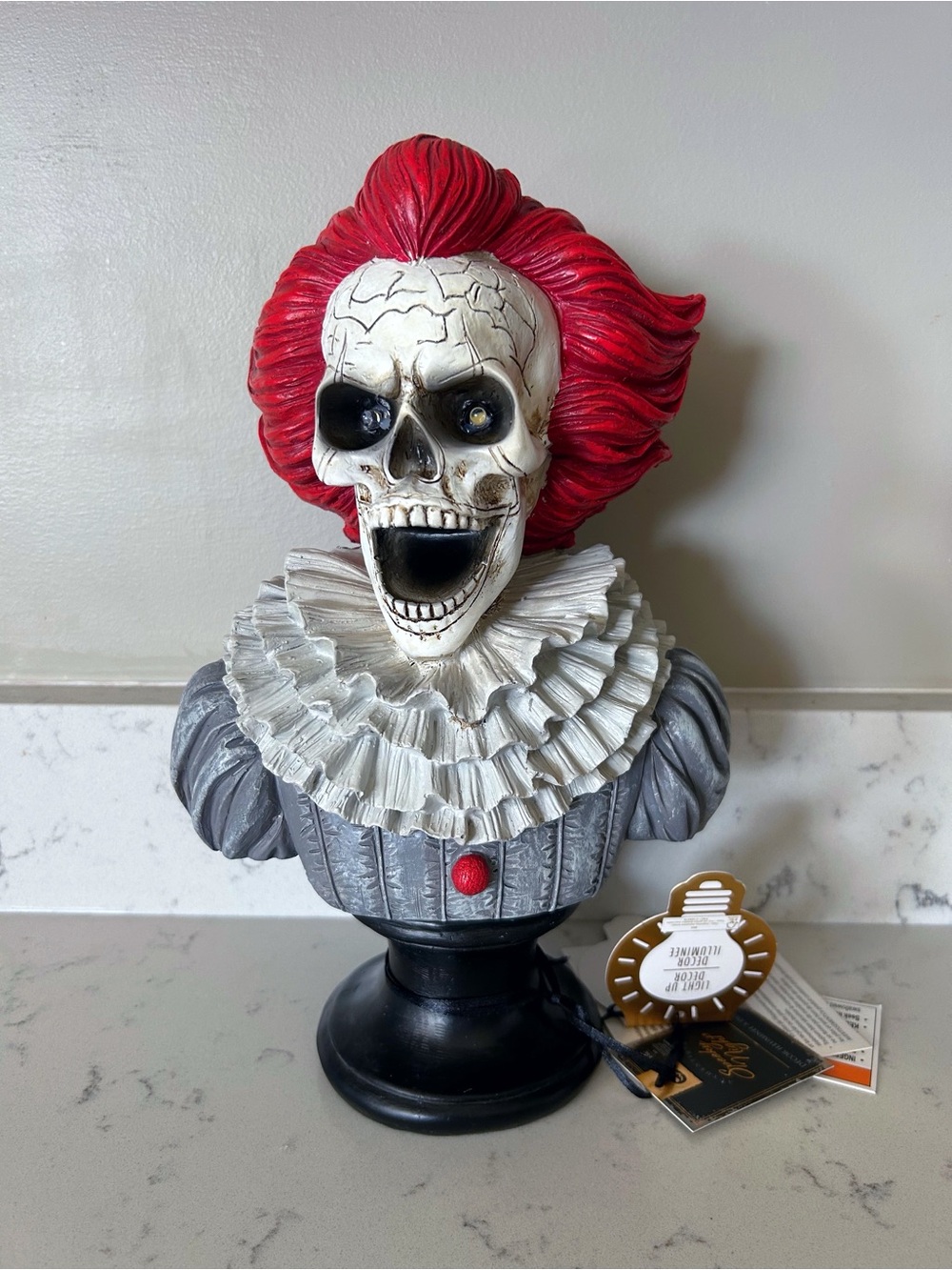 Pennywise IT Skeleton Bust Halloween Decor